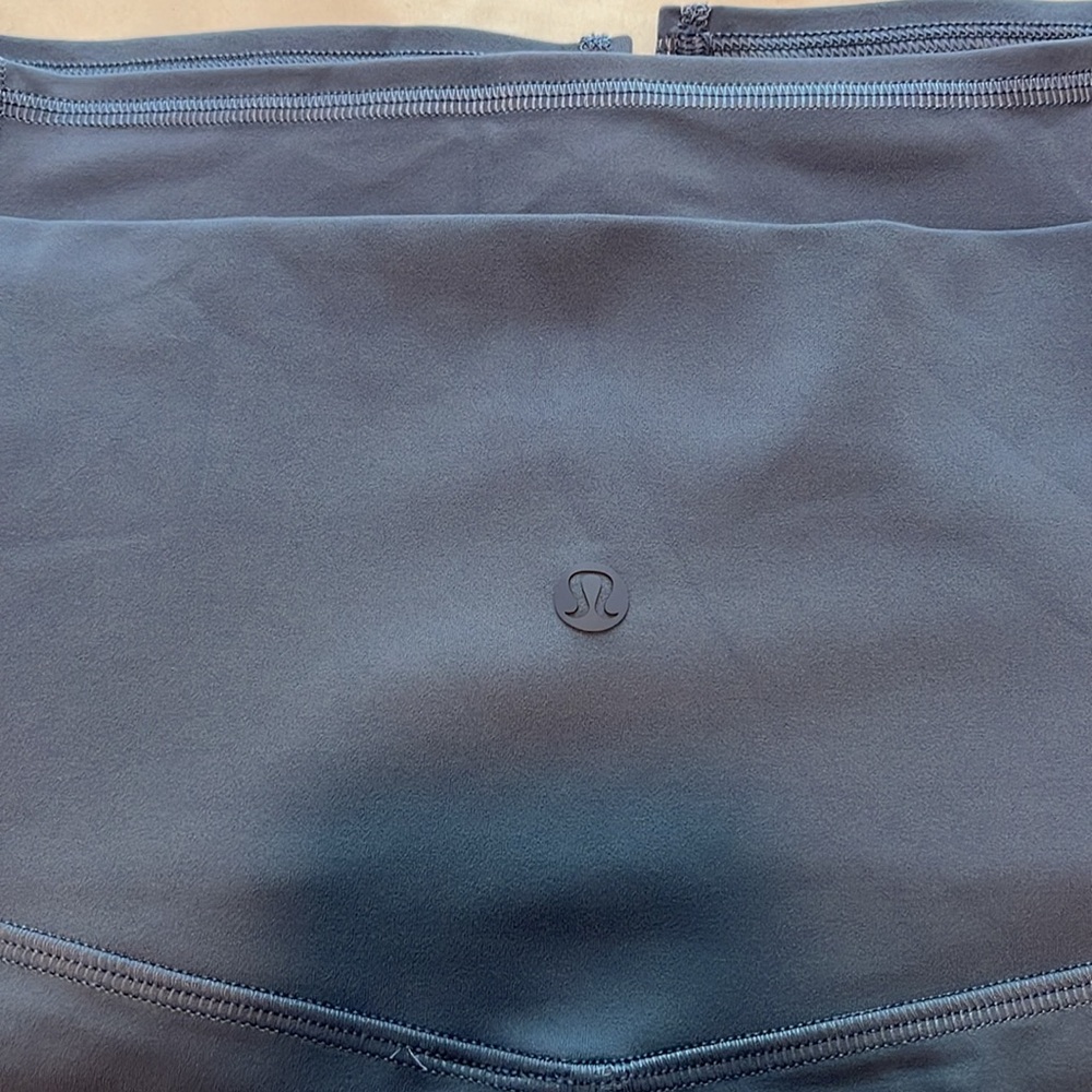 Lululemon skirt - Picture 2 of 3